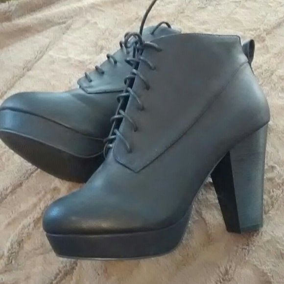 SOLD - Picture 2 of 4